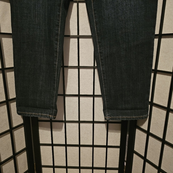 Talbots Everyday Relaxed Jeans CORSICA WASH Size 10 - Picture 3 of 6